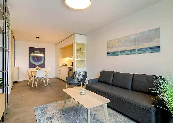 Апартамент Onda - Coral Complex With Parking & Pool Варна