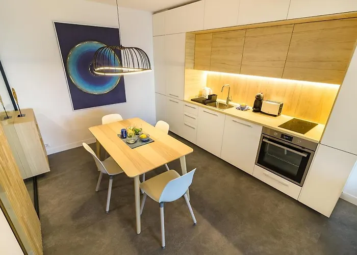 Onda - Coral Complex With Parking & Pool Варна